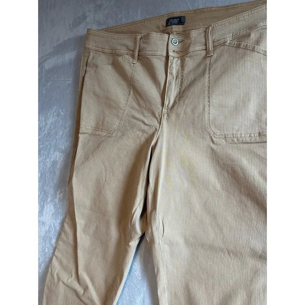 Torrid Crop Aviator Skinny Stretch Twill Mid-Rise Pant